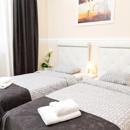 Palace 4*